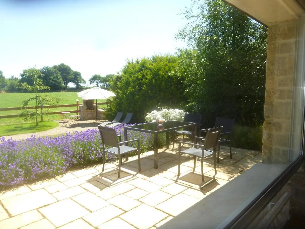 Chambres A La Ferme Keramis Bed & Breakfast